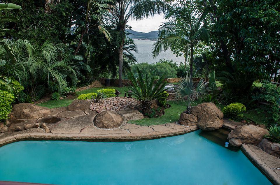 Hartbeespoortdam Lodge מראה חיצוני תמונה